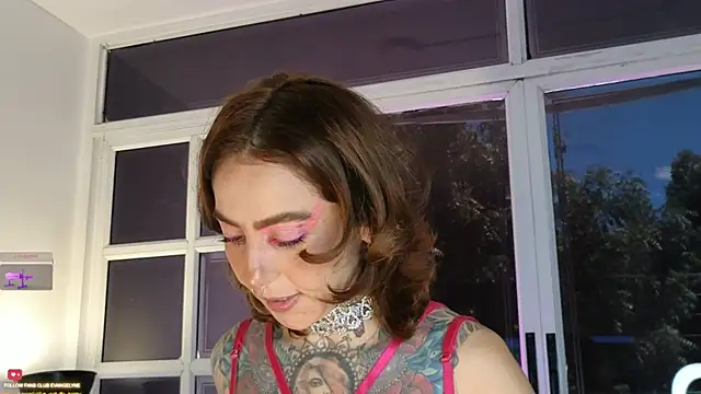 Evangelyne 1 online show from 09/21/25, 03:46