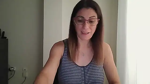 Snapshot of Sanada_hot chatting on 09/26/25, 07:45 Sanada hot online show from 09/26/25, 07:45