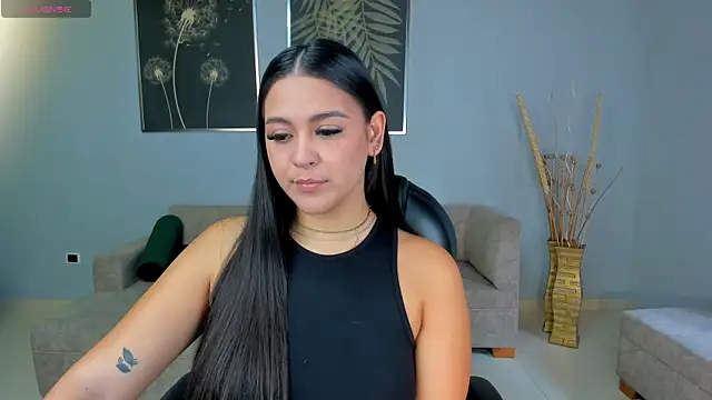 ToriCrossX online show from 01/02/25, 12:24