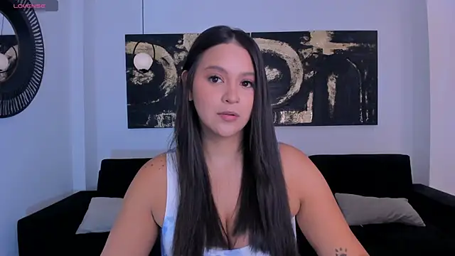 Snapshot of ToriCrossX chatting on 11/19/25, 01:22 ToriCrossX online show from 11/19/25, 01:22