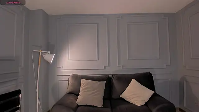 Snapshot of ToriCrossX chatting on 12/01/25, 12:37 ToriCrossX online show from 12/01/25, 12:37