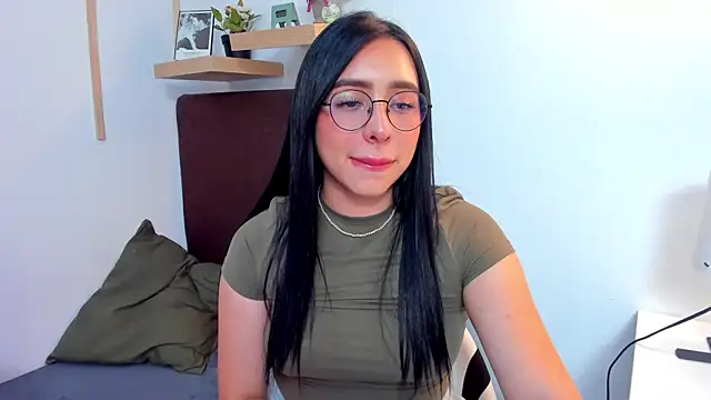 isabella jade online show from 12/26/24, 10:31
