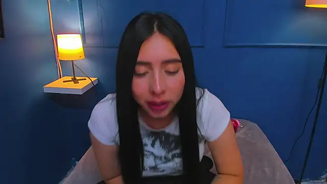 isabella jade online show from 12/31/24, 01:57