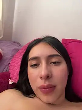 isabella jade online show from 12/31/24, 07:51