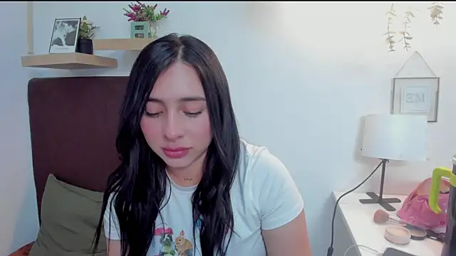 isabella jade online show from 01/11/25, 10:51