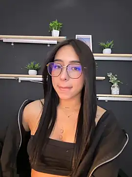 Snapshot of isabella_jade chatting on 11/12/25, 01:22 isabella jade online show from 11/12/25, 01:22