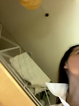 Nicole-Ray online show from 09/18/25, 09:50