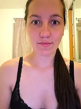 Snapshot of Nicole-Ray chatting on 07/25/26, 08:17 Nicole-Ray online show from 07/25/26, 08:17