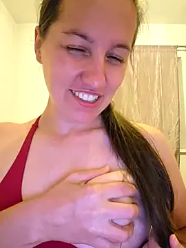 Snapshot of Nicole-Ray chatting on 08/04/26, 07:16 Nicole-Ray online show from 08/04/26, 07:16