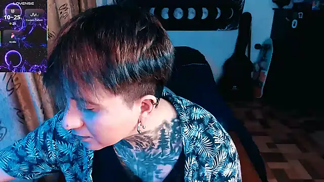 Marieblueeyes online show from 10/24/25, 11:56