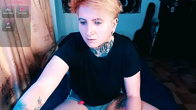 Snapshot of Marieblueeyes chatting on 11/04/25, 07:13 Marieblueeyes online show from 11/04/25, 07:13