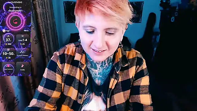 Snapshot of Marieblueeyes chatting on 11/08/25, 07:08 Marieblueeyes online show from 11/08/25, 07:08