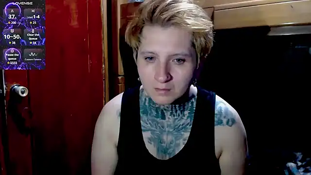 Snapshot of Marieblueeyes chatting on 12/02/25, 03:56 Marieblueeyes online show from 12/02/25, 03:56