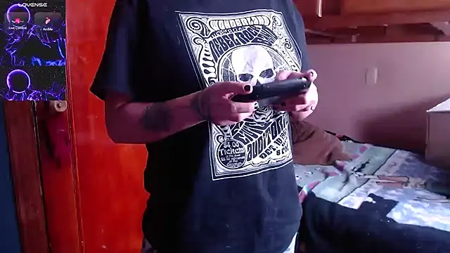 Snapshot of Marieblueeyes chatting on 12/02/25, 06:14 Marieblueeyes online show from 12/02/25, 06:14