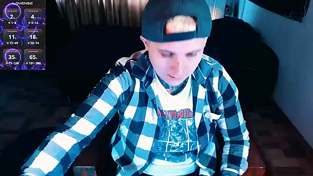 Snapshot of Marieblueeyes chatting on 01/09/26, 07:59 Marieblueeyes online show from 01/09/26, 07:59