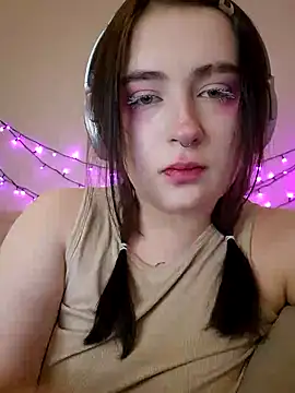 Snapshot of Yammy_Yumi chatting on 01/20/25, 09:11 Yammy Yumi online show from 01/20/25, 09:11