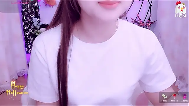 Snapshot of hen237 chatting on 11/03/25, 10:21 hen237 online show from 11/03/25, 10:21