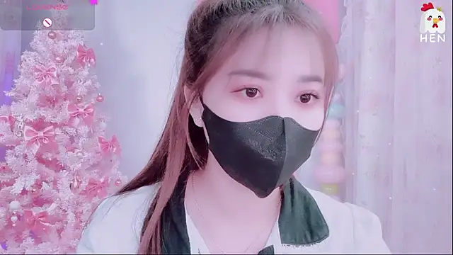 Snapshot of hen237 chatting on 11/17/25, 06:08 hen237 online show from 11/17/25, 06:08