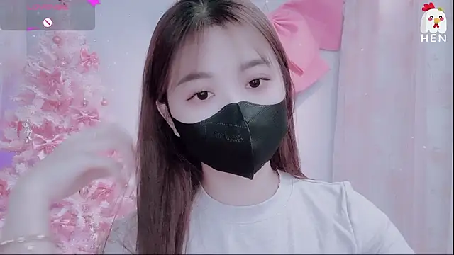 Snapshot of hen237 chatting on 11/23/25, 04:51 hen237 online show from 11/23/25, 04:51