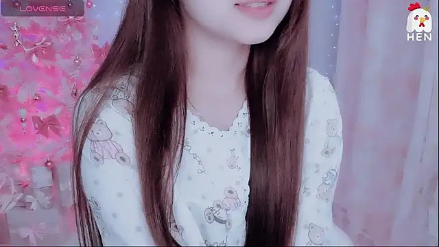 Snapshot of hen237 chatting on 12/02/25, 06:47 hen237 online show from 12/02/25, 06:47