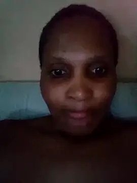 Nonelela online show from 10/28/25, 08:11