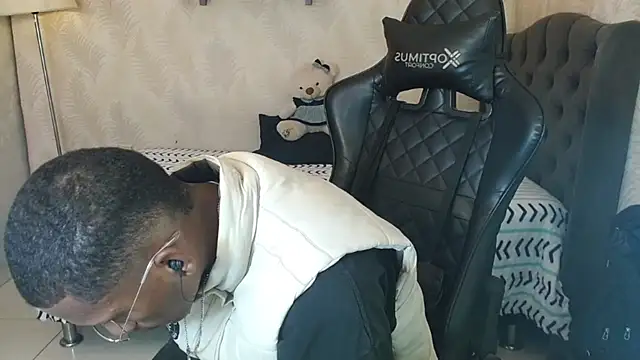 ManSant online show from 10/02/25, 02:46