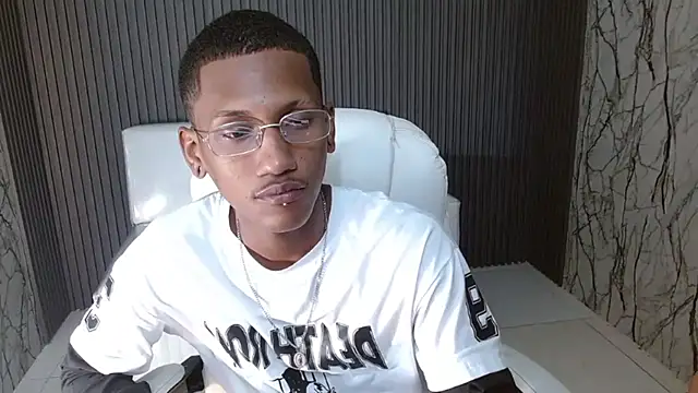 ManSant online show from 10/12/25, 03:22