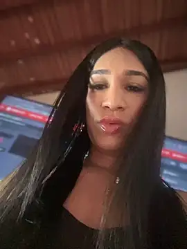 Snapshot of Ashly_Miller chatting on 10/30/25, 07:58 Ashly Miller online show from 10/30/25, 07:58