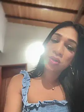 Snapshot of Ashly_Miller chatting on 11/27/25, 08:00 Ashly Miller online show from 11/27/25, 08:00