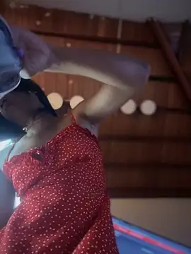 Snapshot of Ashly_Miller chatting on 12/05/25, 07:54 Ashly Miller online show from 12/05/25, 07:54