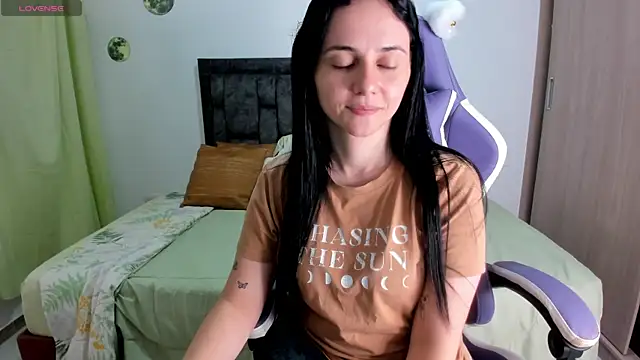 lucia s1 online show from 06/17/26, 10:10