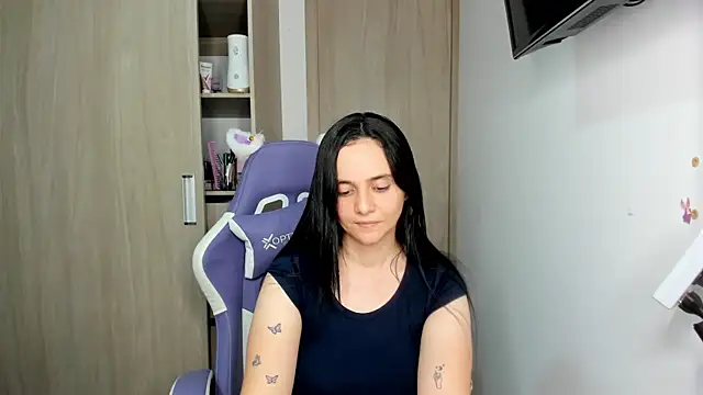 lucia s1 online show from 07/21/26, 12:24