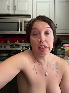 YogaHottie76 online show from 01/26/25, 05:44