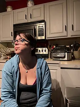 YogaHottie76 online show from 01/30/25, 02:47