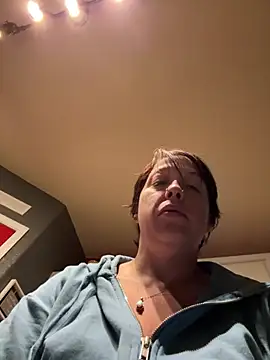 YogaHottie76 online show from 01/31/25, 01:45