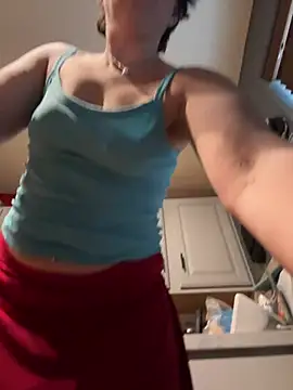 YogaHottie76 online show from 02/10/25, 12:41
