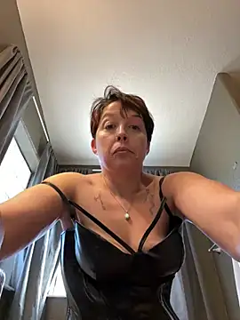 YogaHottie76 online show from 02/11/25, 11:12