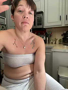 YogaHottie76 online show from 02/20/25, 08:25