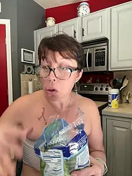 YogaHottie76 online show from 02/26/25, 09:05