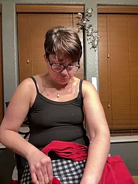YogaHottie76 online show from 03/04/25, 01:28