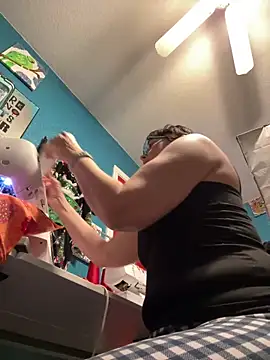 YogaHottie76 online show from 03/04/25, 04:30