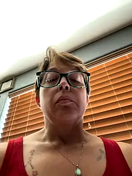 YogaHottie76 online show from 09/11/25, 06:52