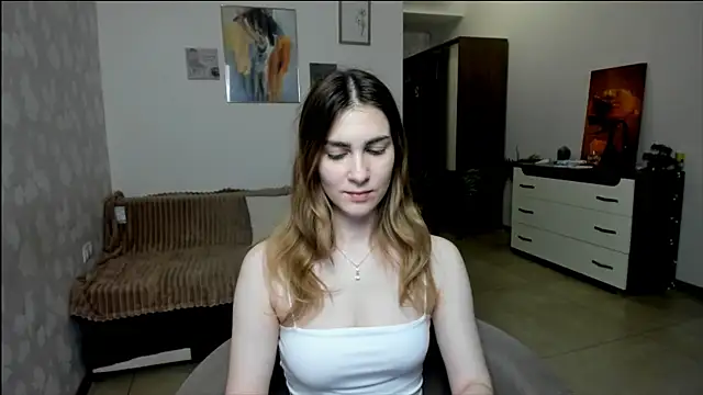 Snapshot of KaraWill chatting on 11/07/25, 08:09 KaraWill online show from 11/07/25, 08:09