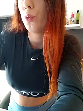 clara-francaise online show from 06/10/26, 01:43