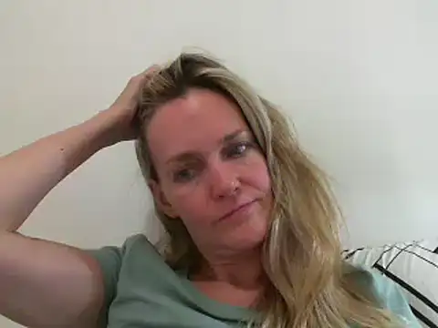Annylove1 online show from 01/03/25, 09:05