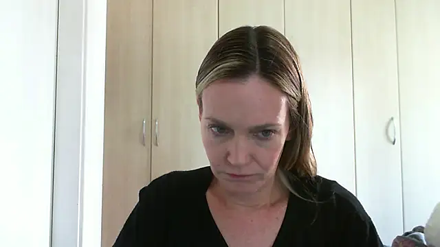 Annylove1 online show from 01/13/25, 10:47