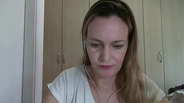 Annylove1 online show from 01/30/25, 10:50