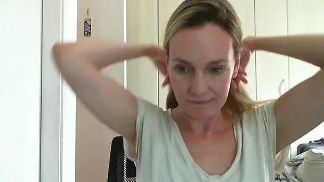 Annylove1 online show from 01/30/25, 02:15
