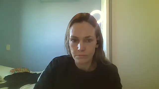 Annylove1 online show from 10/23/25, 10:47