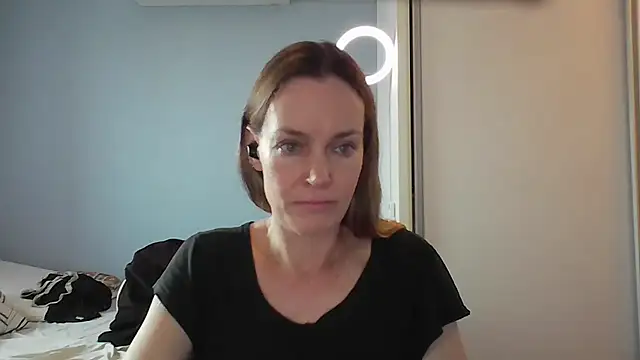 Annylove1 online show from 12/02/25, 10:42